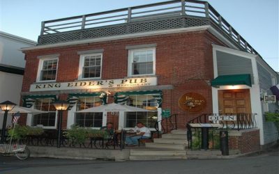 A Taste of Maine: Traditional Recipes from the Hawks House Kitchen